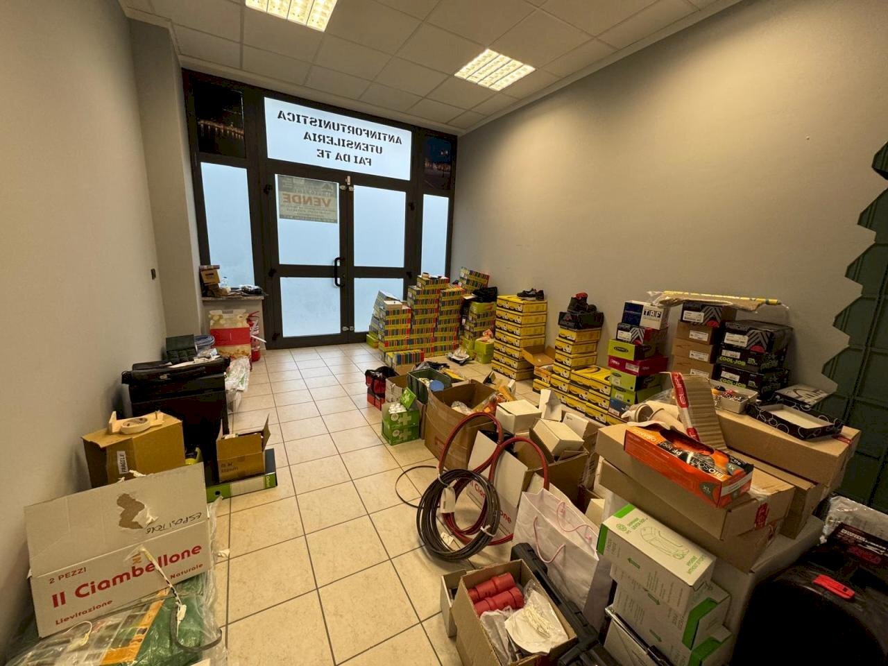 WhatsApp Image 2024-10-02 at 17.38.54(1).jpeg - Locale Commerciale Aulla - foto 2