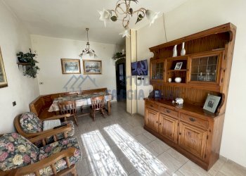 IMG_1738.JPG - Porzione di casa Sanremo - foto 15