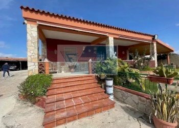 Villa Via per Canicattini, Canicattini Bagni - foto 4