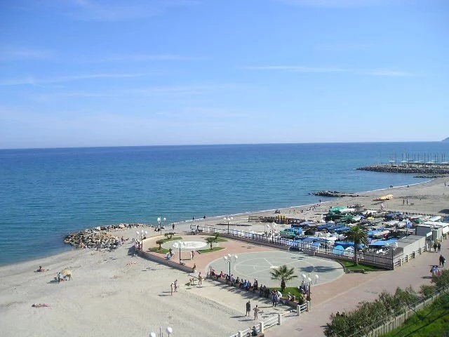 vista mare - Bilocale Corso Europa 20., Borghetto Santo Spirito - foto 1