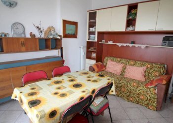 cucina abitabile - Bilocale Corso Europa 20., Borghetto Santo Spirito - foto 4