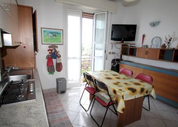 cucina - Bilocale Corso Europa 20., Borghetto Santo Spirito - foto 5