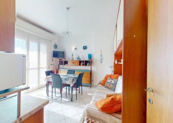 Bilocale Corso Europa 20., Borghetto Santo Spirito - foto 4