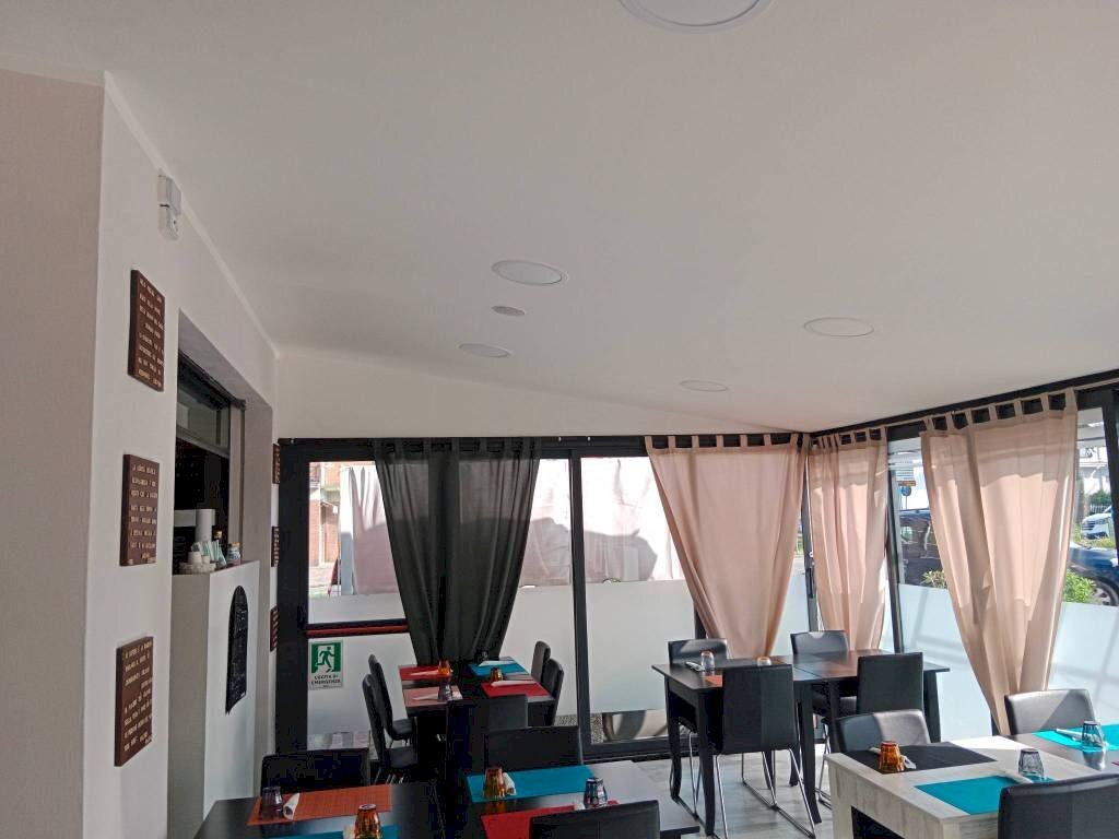 Interno non residenziale - Ristorante via Alessandro Manzoni, Carpi - foto 3