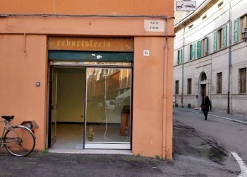 Zona - Negozio piazza Camillo Benso di Cavour, San Giovanni in Persiceto - foto 3