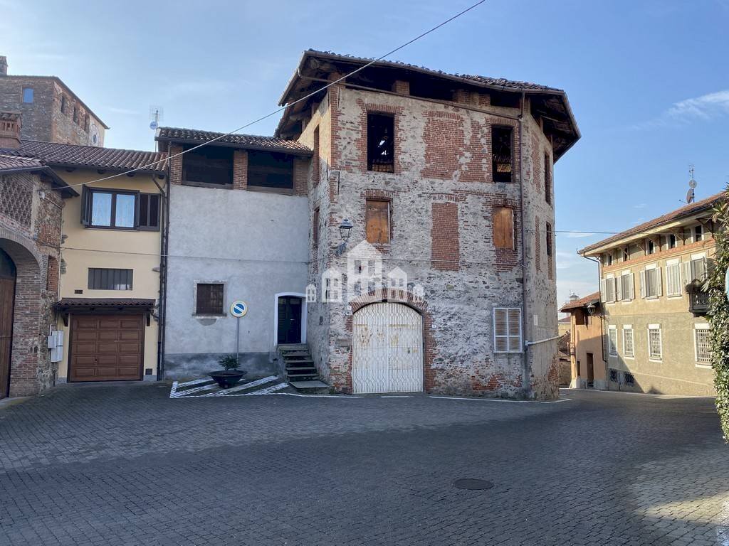 Facciata - Casa indipendente via Roma, 11, Bairo - foto 3