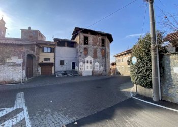 Facciata - Casa indipendente via Roma, 11, Bairo - foto 4