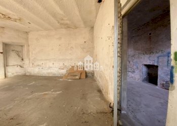 Stanza non arredata - Casa indipendente via Roma, 11, Bairo - foto 12