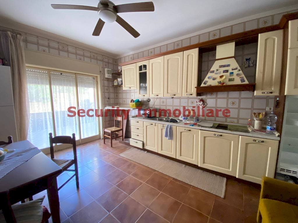 Cucina - Quadrilocale via Emilio Ravasio, Sciacca - foto 2