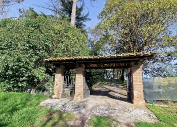 02.jpg - Portion of a house Frazione Niccone, Umbertide - photo 2