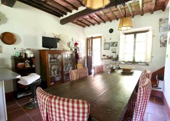 vendesi rustico con piscina e parco IMG_3816.JPG - Casale Via della Chiesa di Gragnano, Lucca - foto 14