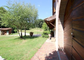 vendesi rustico con piscina e parco IMG_3946.JPG - Casale Via della Chiesa di Gragnano, Lucca - foto 25