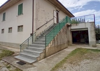 Immagine WhatsApp 2023-11-24 ore 10.58.27_53b87c66 - Appartamento Pineto - foto 1