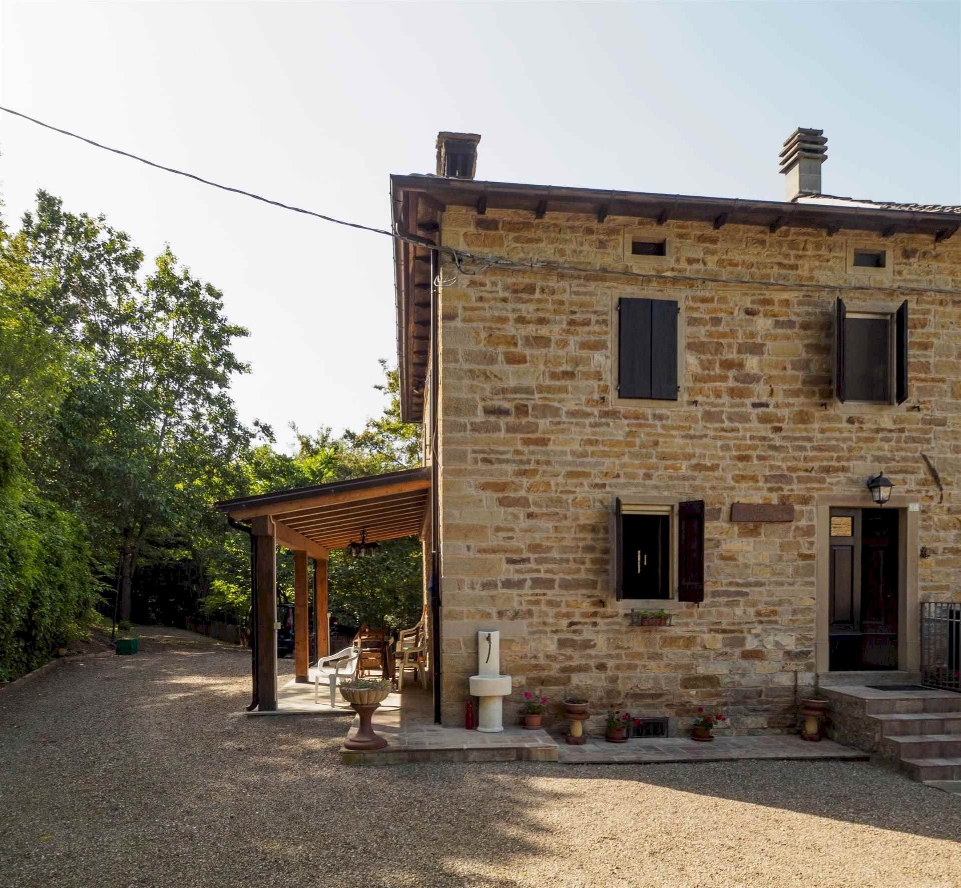 Semi-detached house Montefiorino - photo 3