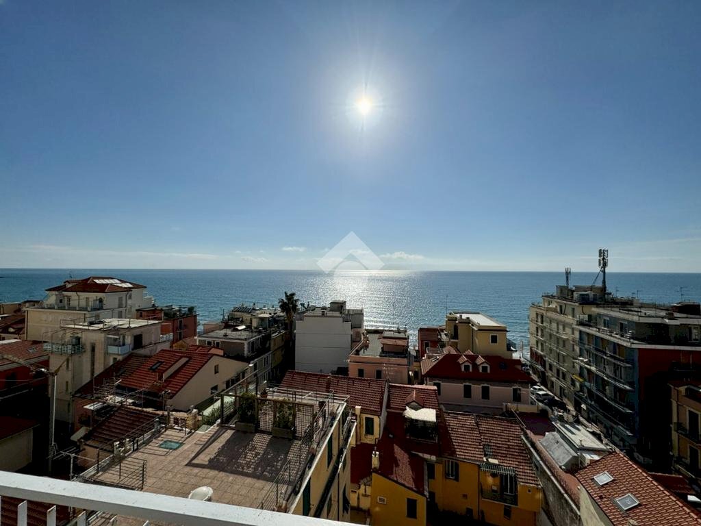 Trilocale Viale D. Hanbury, Alassio - foto 3