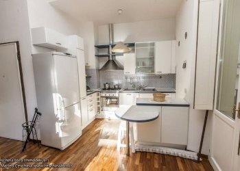 angolo cottura - Appartamento piazzetta Jacopo da Varagine, 5, Genova (zona Centro Storico) - foto 4