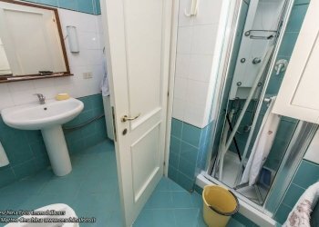 Bagno - Appartamento piazzetta Jacopo da Varagine, 5, Genova (zona Centro Storico) - foto 15
