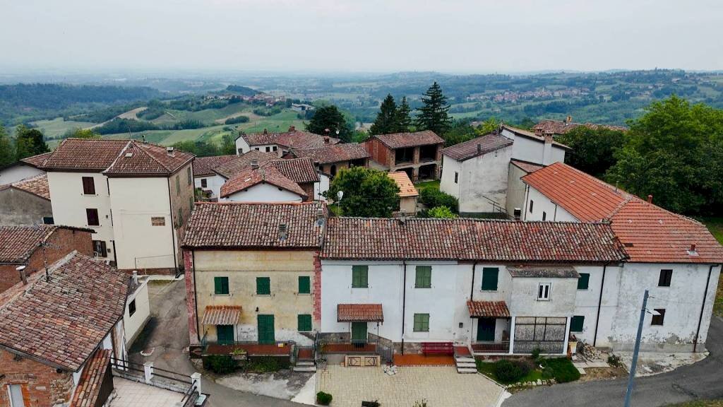 CASA IN FRAZIONE COLLINARE - Rustico Sant'Agata Fossili - foto 1