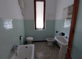 am12.jpg - Appartamento Ameglia - foto 30