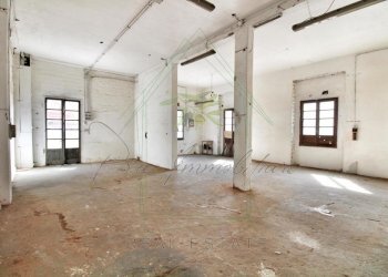 IMG_4328 (Copy).jpg - Locale Commerciale Via Santa Maria del Campo 134, Rapallo - foto 3