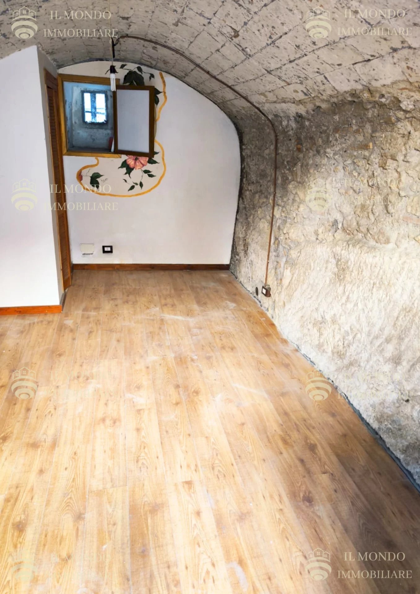 Locale Commerciale Via Roma, snc., Palombara Sabina - foto 3