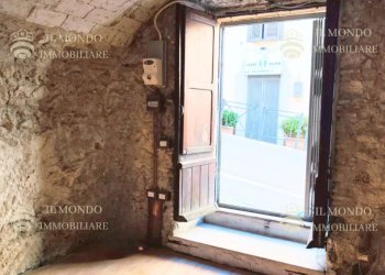 Locale Commerciale Via Roma, snc., Palombara Sabina - foto 9