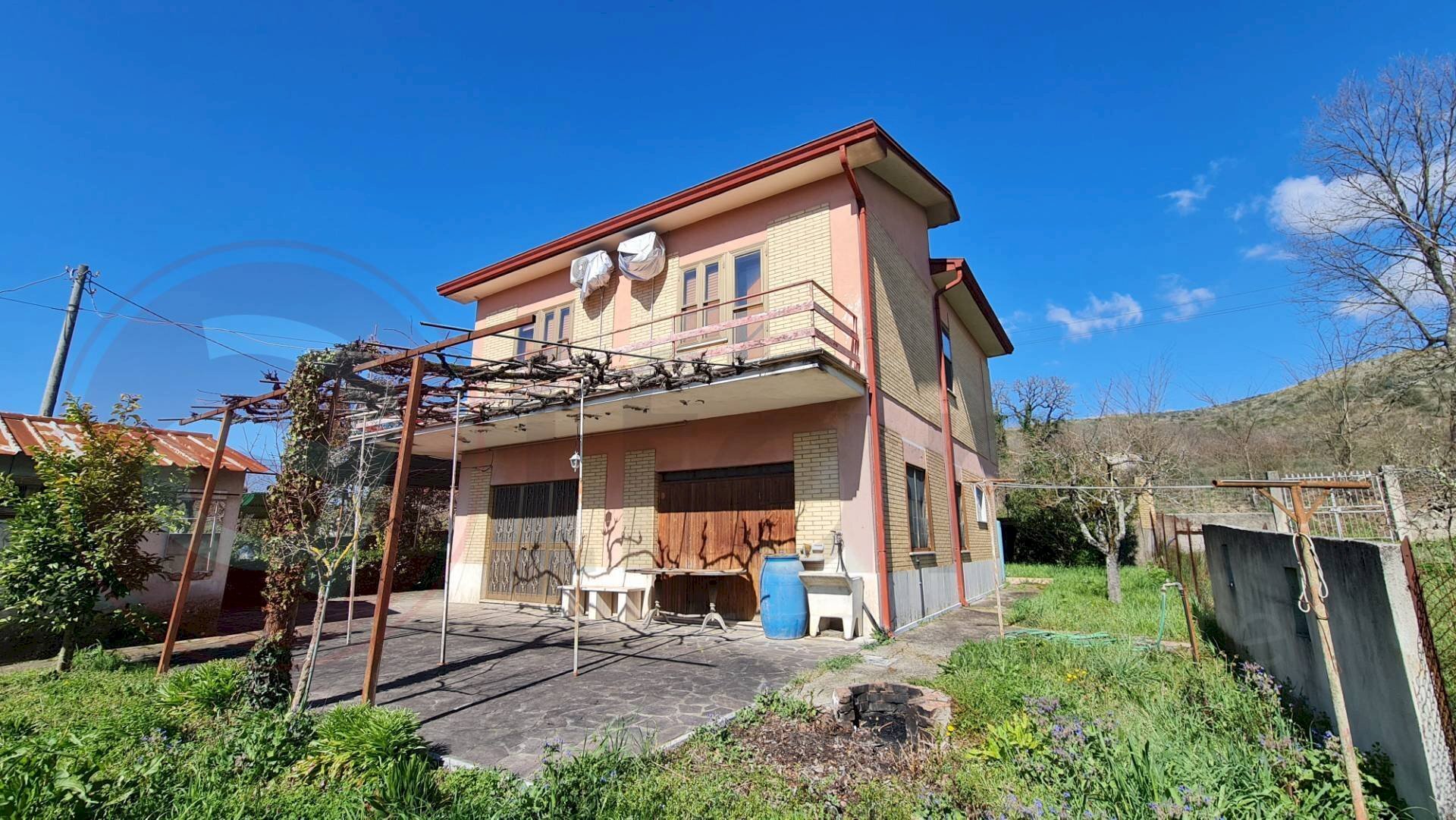 Independent house Via Fontanelle, Arce - photo 1