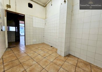 Locale Commerciale via san Lorenzo, Monserrato - foto 7