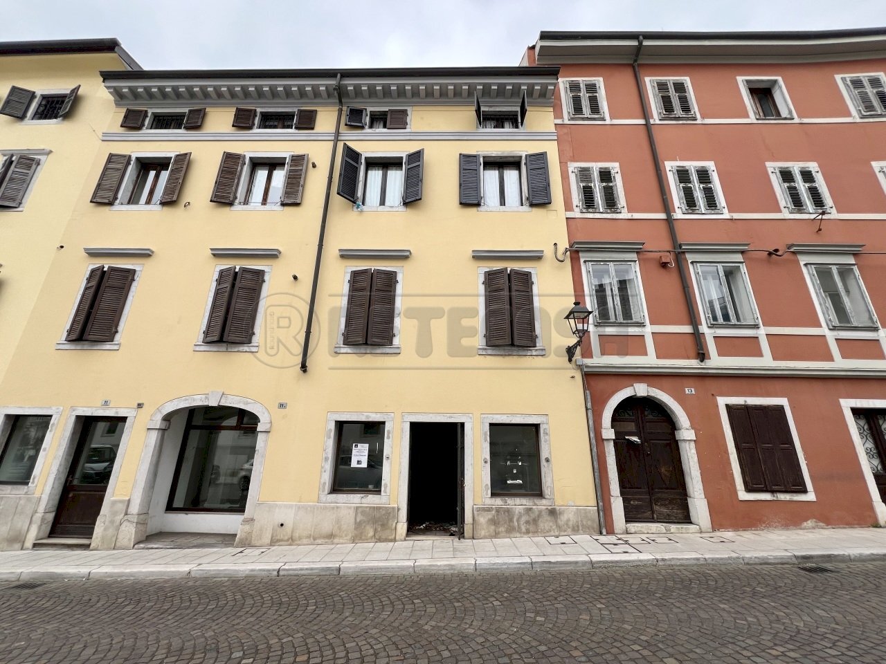 ESTERNI - Locale Commerciale Via Guglielmo Marconi 11, Gorizia - foto 1