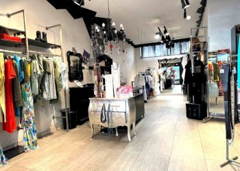 Interno non residenziale - Negozio via Chambery, 51, Aosta - foto 4