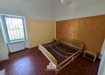Camera da letto - Two-room apartment via Cuneo, 36, Bra - photo 9