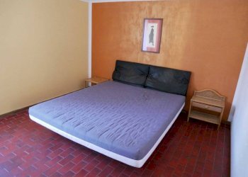 Camera da letto - Two-room apartment via Cuneo, 36, Bra - photo 4