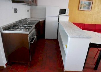 Cucina - Bilocale via Cuneo, 36, Bra - foto 5