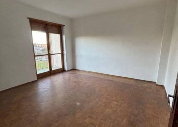 Camera da letto - Quadrilocale via S. Toja, 20, Luserna San Giovanni - foto 7