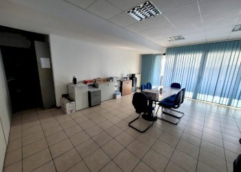 Office Piacenza - photo 12