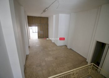 Negozio Via Cisternino, Locorotondo - foto 5