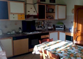 Cucina - Quadrilocale via Lavacchi, San Felice sul Panaro - foto 13