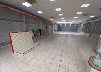 Negozio via Bologna, San Giovanni in Persiceto - foto 6