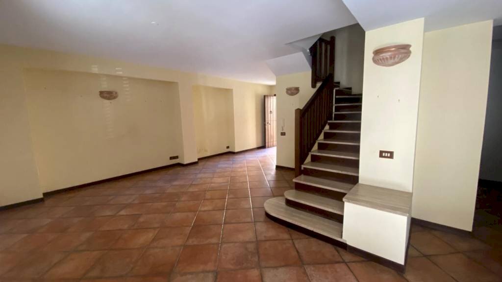 Interno palazzo - Appartamento via Rosolino Pilo, Carini - foto 3