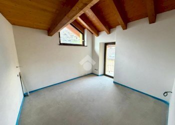 Three-room apartment Via Risorgimento, Nus - photo 1