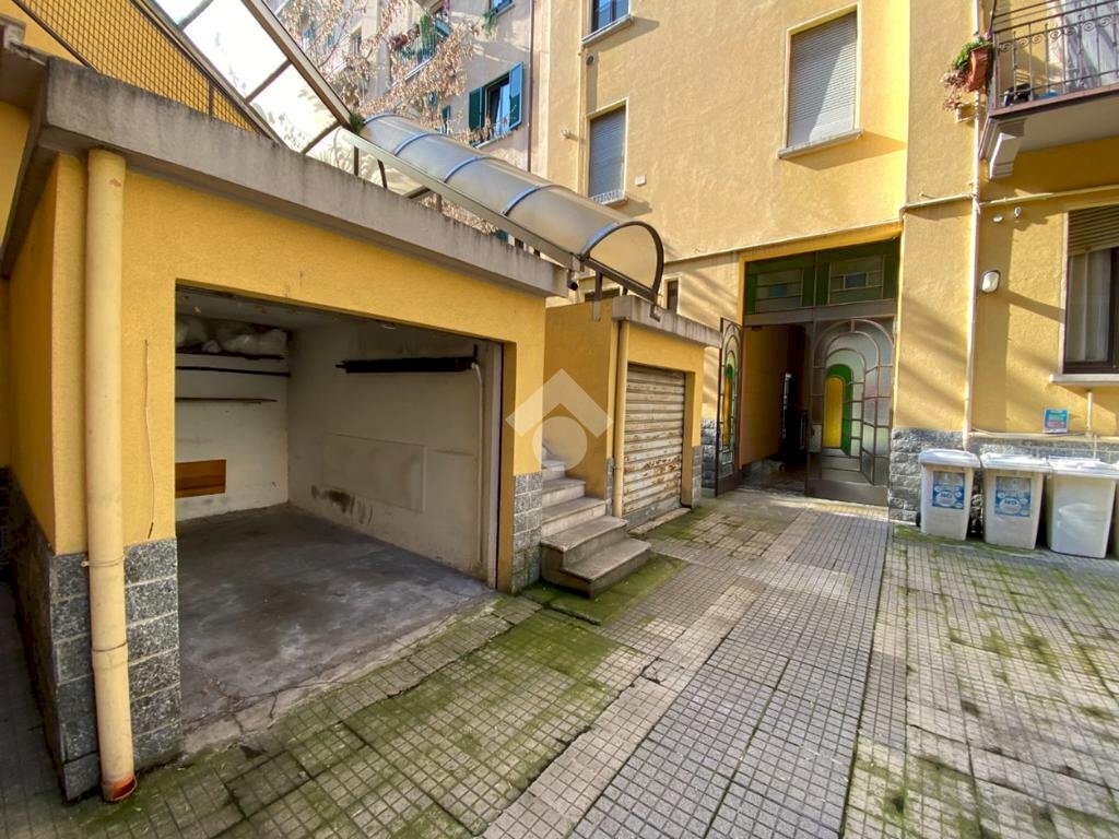 Box Via degli Imbriani, Milano (zona Bovisa) - foto 1