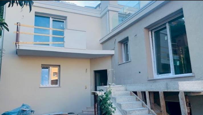 Facciata - Appartamento via Federico Colla, 111, Celle Ligure - foto 2