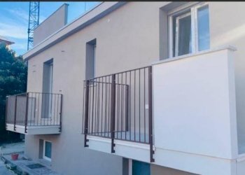 Facciata - Apartment via Federico Colla, 111, Celle Ligure - photo 1