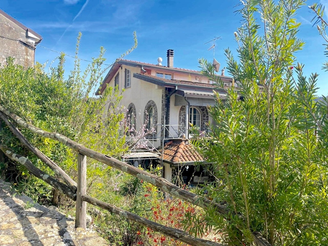 WhatsApp Image 2024-03-23 at 11.36.31(12).jpg - Three-family Villa Tresana - photo 3