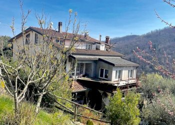 WhatsApp Image 2024-03-23 at 11.36.31(9).jpg - Villa Trifamiliare Tresana - foto 2