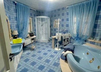 WhatsApp Image 2024-03-18 at 10.46.48(1).jpg - Villa Trifamiliare Tresana - foto 18