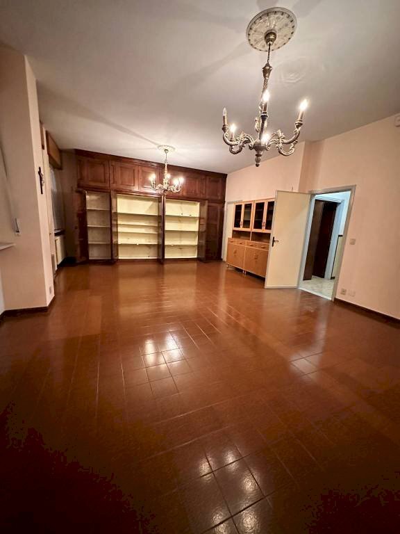 Stanza non arredata - Casa indipendente via Torino, Roma - foto 1