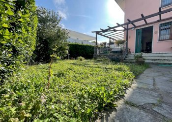 PHOTO-2024-03-23-16-55-00 2.jpg - Villa Pietrasanta - photo 4