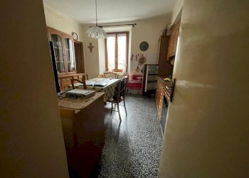 PHOTO-2024-04-24-17-40-55 2.jpg - Porzione di casa Stazzema - foto 2