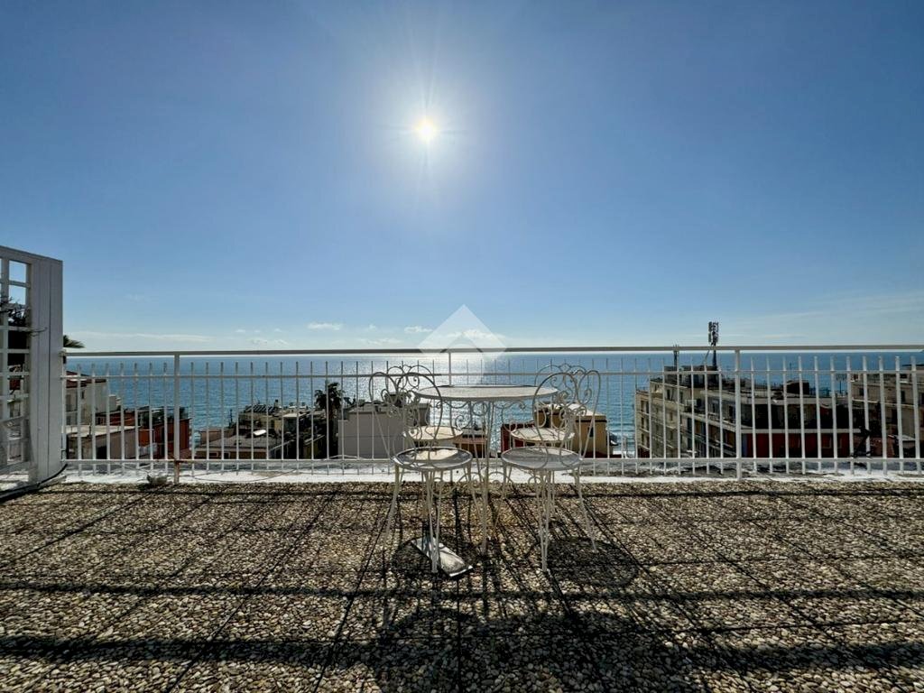 Trilocale Viale D. Hanbury, Alassio - foto 2